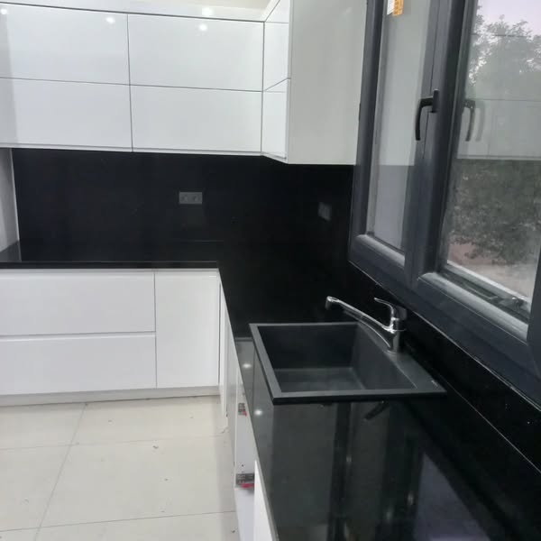 Afyon'da Yeni Quartz Galaxy Mutfak Tezgahı Teslim Edildi